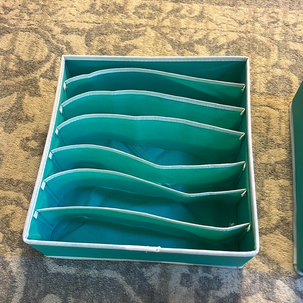 Drawer organizers